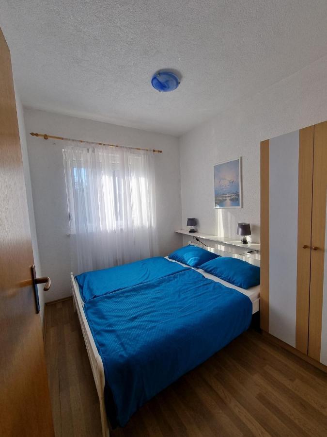 Apartments Vanja Skara Biograd Biograd Na Moru Exterior photo